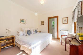 Explorers Guest house